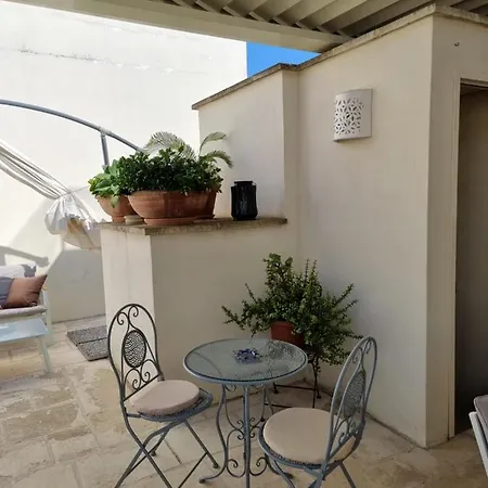 Dimora Mazzini Bed & Breakfast Tuglie