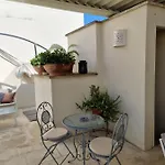 Dimora Mazzini Bed & Breakfast Tuglie